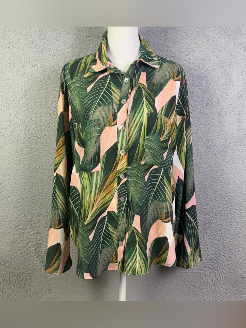 Show Me Your Mumu Top Womens Small Leaves Tropical Button Long Sleeve Preppy